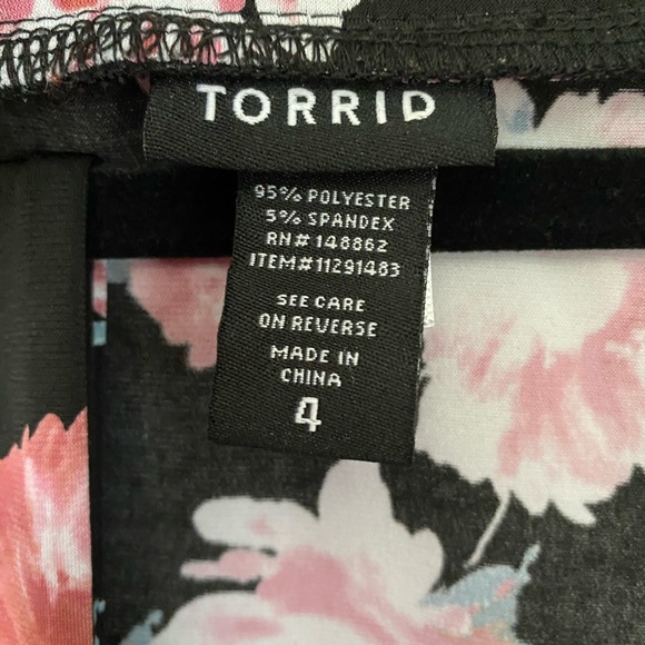 TORRID FAUX WRAP GEORGETTE BABYDOLL BLOUSE - Picture 2 of 3